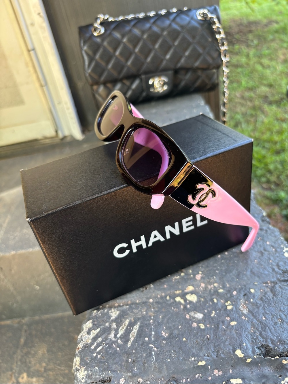 CHANEL Black Front Pink Temples Sunglasses with Gold CC Accent
